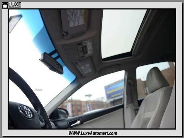 Toyota Camry 2014 photo 24